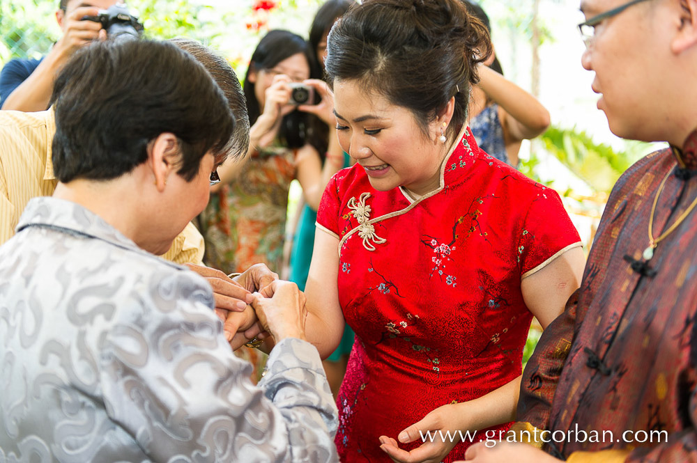 Kota kinabalu chinese tea ceremony garden wedding