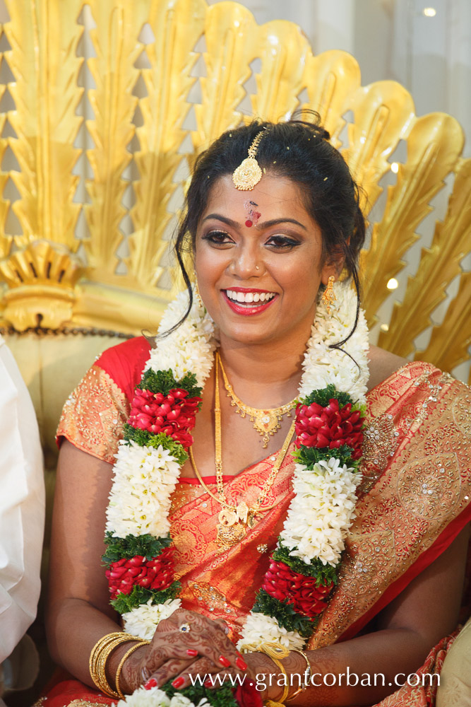 Sri Balathandayuthapani hindu temple wedding happy bride