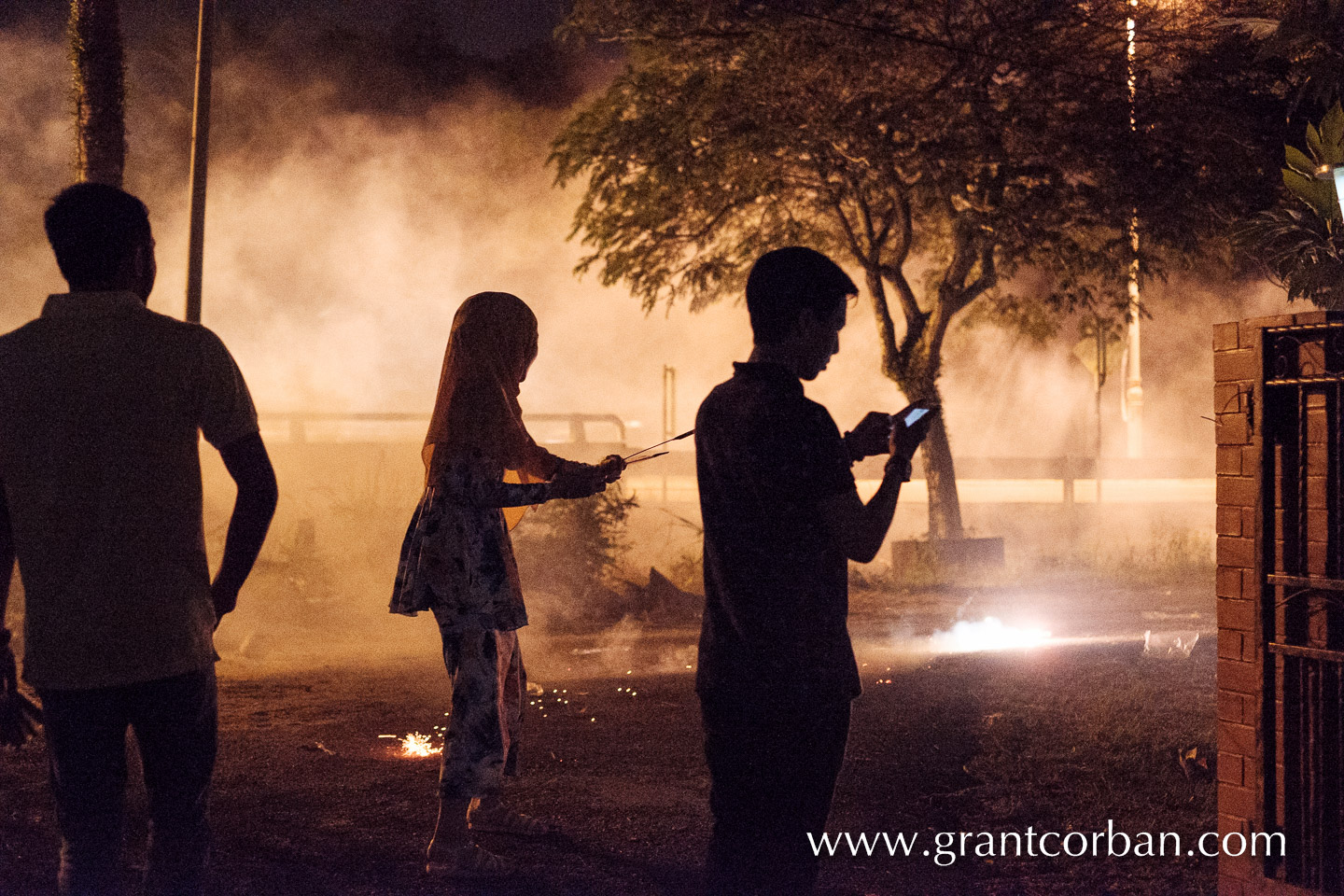 Fuji X-T2 with 35mm F1.4. ISO12,800 HariRaya Fireworks