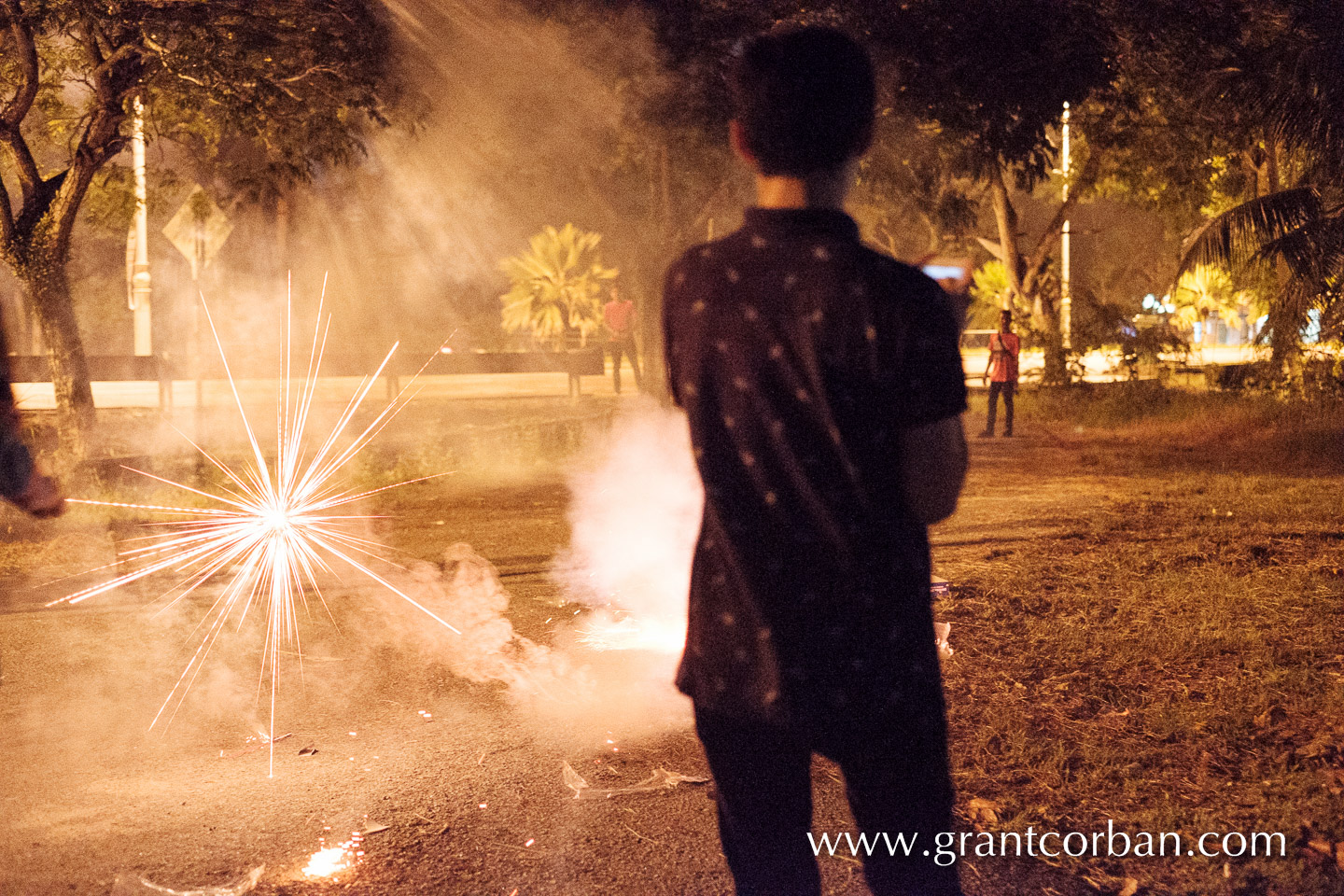 Fuji X-T2 with 35mm F1.4. ISO12,800 HariRaya Fireworks