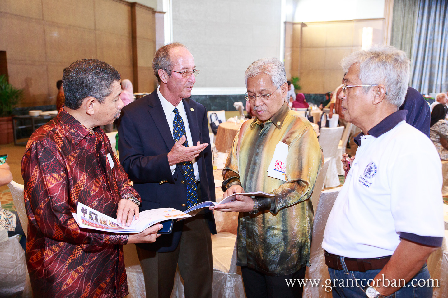 Steven Kaplan and YB Idris Jusoh